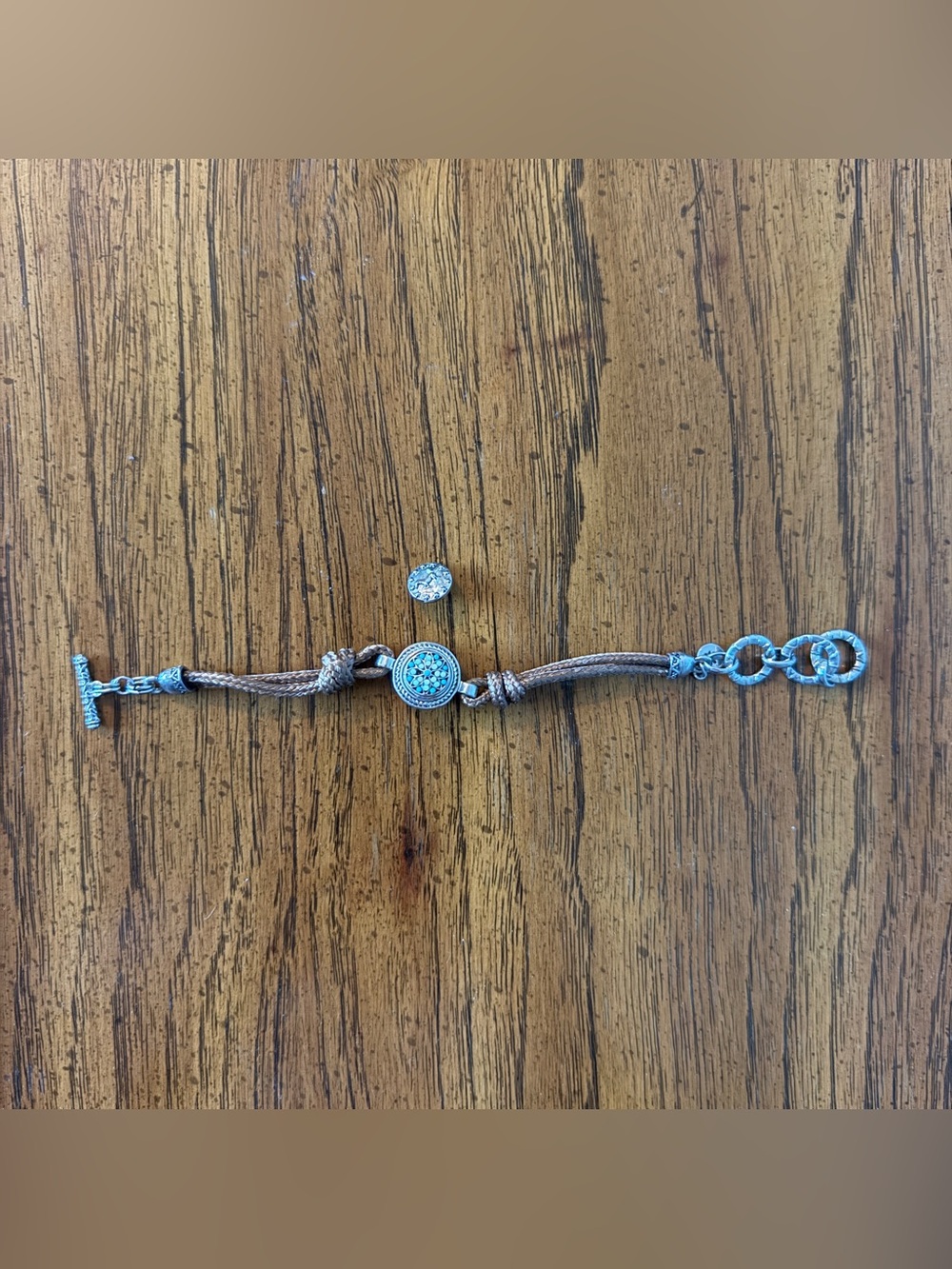 Ginger Snaps & Co Brown Knot Bracelet With 2 Petite Snaps Including Horse Design